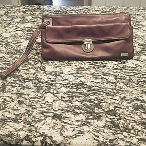 Perlina clutch  